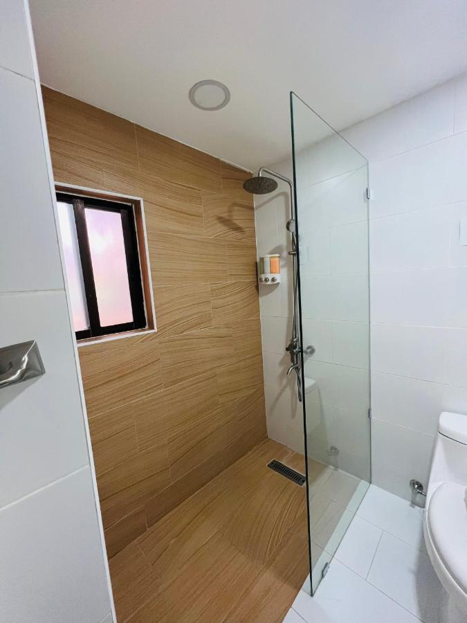 Lovely Beachfront 2 Bedrooms Condo With 2 Pools 라스테레나스 외부 사진