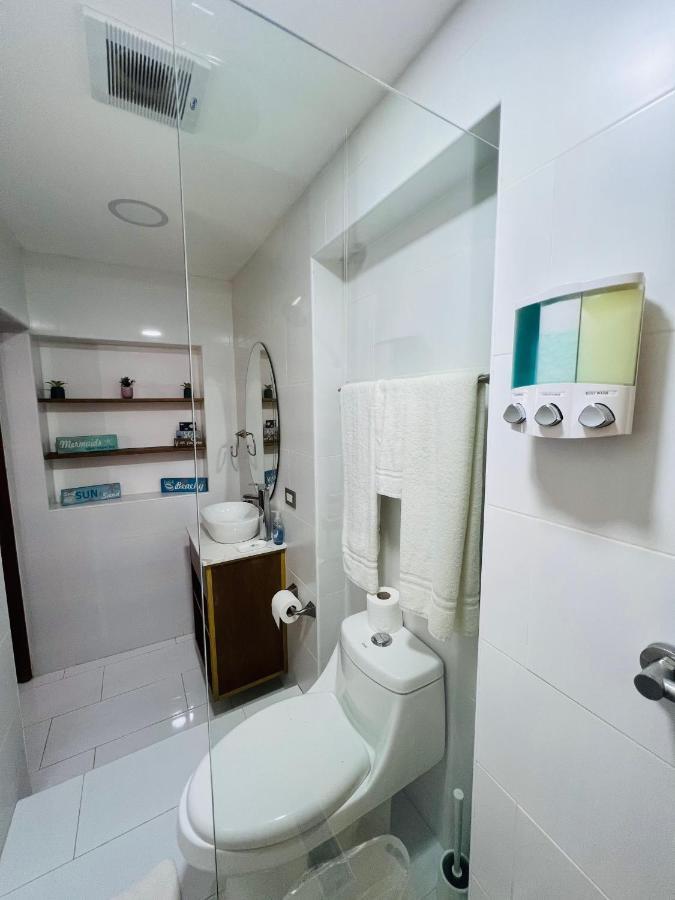 Lovely Beachfront 2 Bedrooms Condo With 2 Pools 라스테레나스 외부 사진
