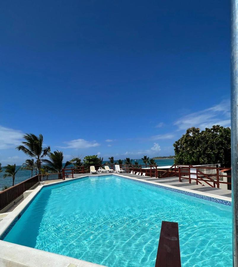Lovely Beachfront 2 Bedrooms Condo With 2 Pools 라스테레나스 외부 사진